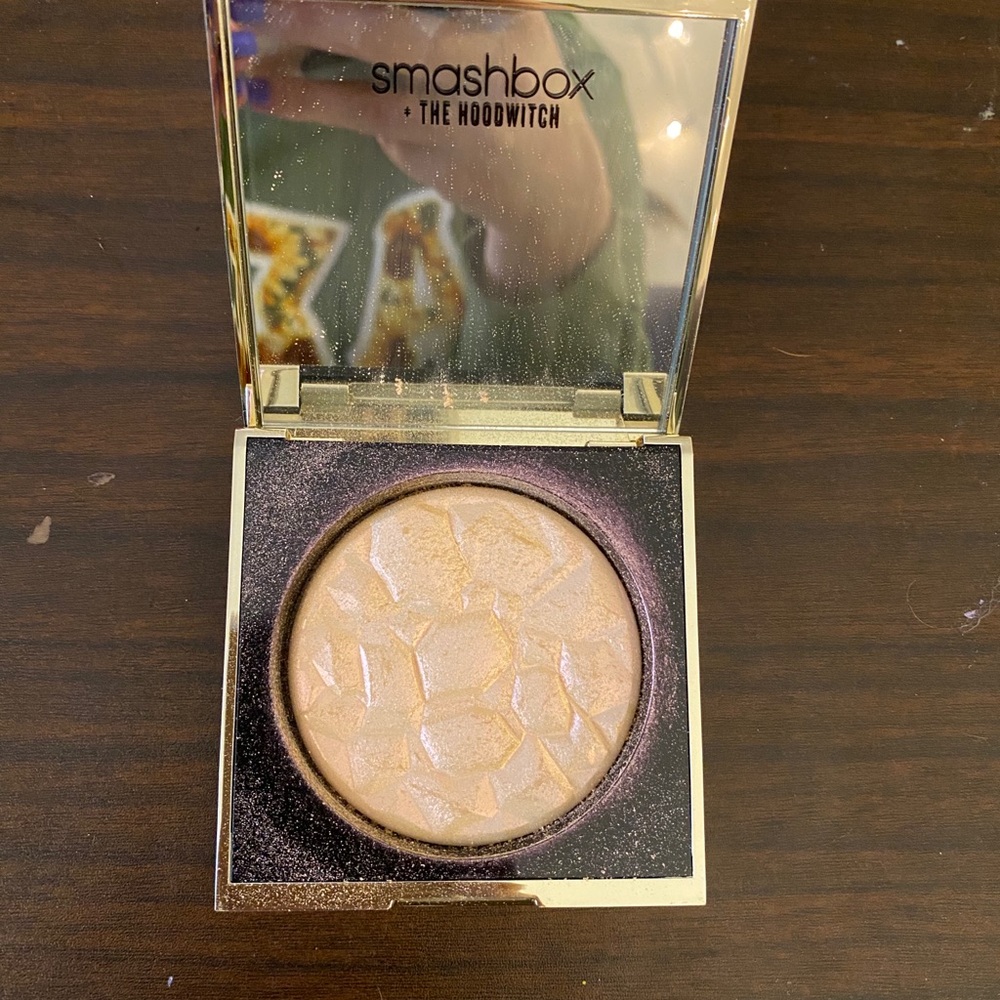 Smashbox The Hoodwitch Crystalized Highlighter